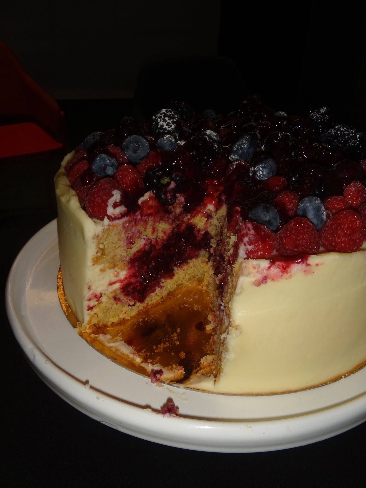 Rose & Red Lemon Cake